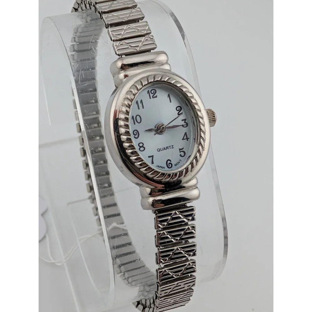 White Stag Watch Women 19mm Case Silver Stretch Band- New Battery
